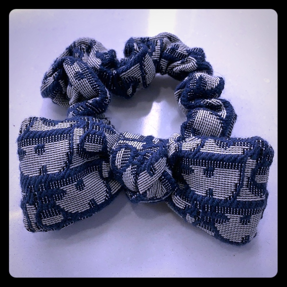 Adorable scrunchie inspired